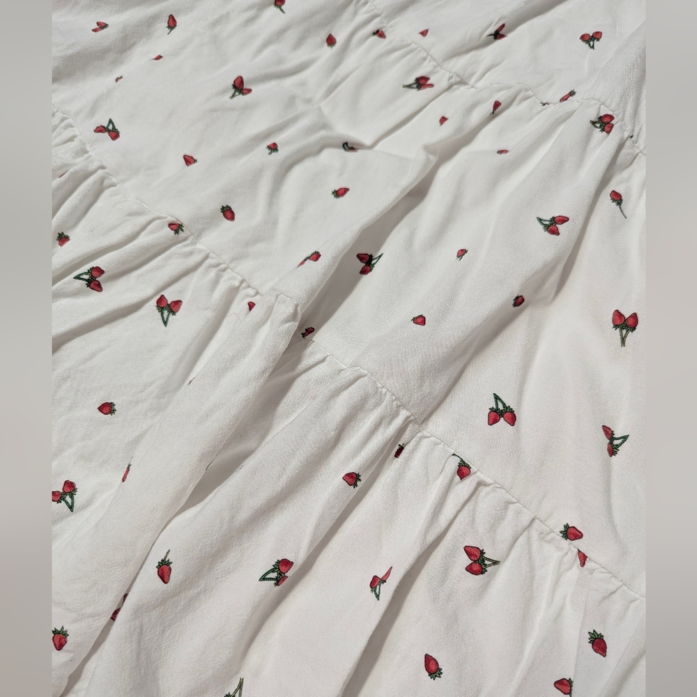 SO 🍓 Strawberry Tiered MIDI Dress - Plus Size 3X - Picture 8 of 13
